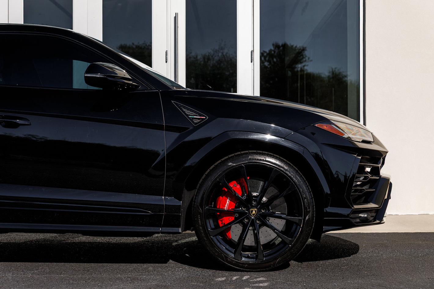 Used 2022 Lamborghini Urus image 13