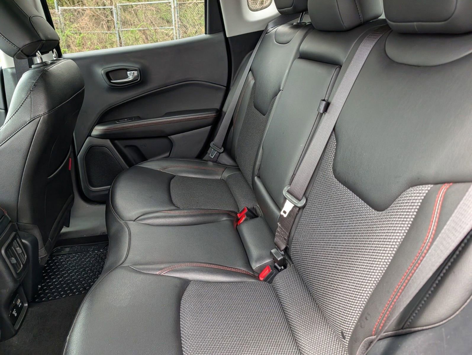 Used 2021 Jeep Compass Trailhawk w/ Convenience Group image 21