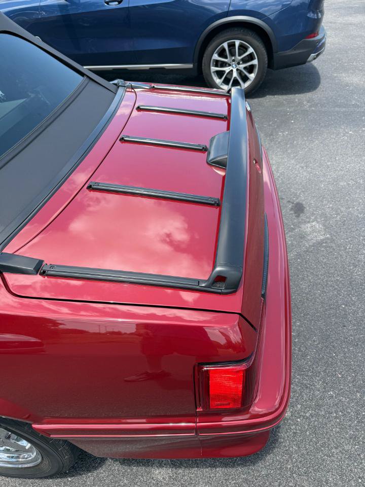 Used 1992 Ford Mustang GT RWD image 19