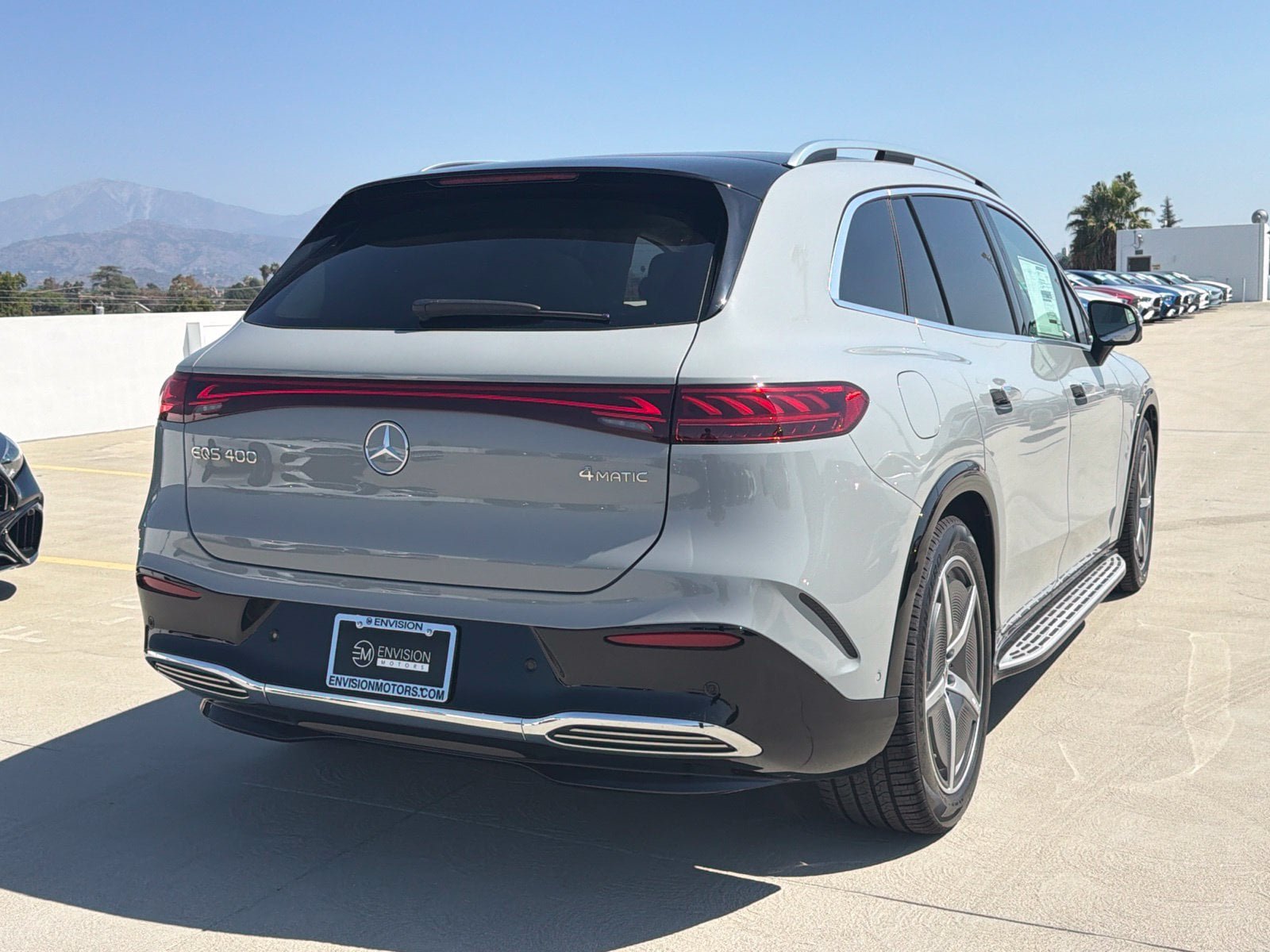 New 2027 Mercedes-Benz EQS 400 4MATIC SUV image 10