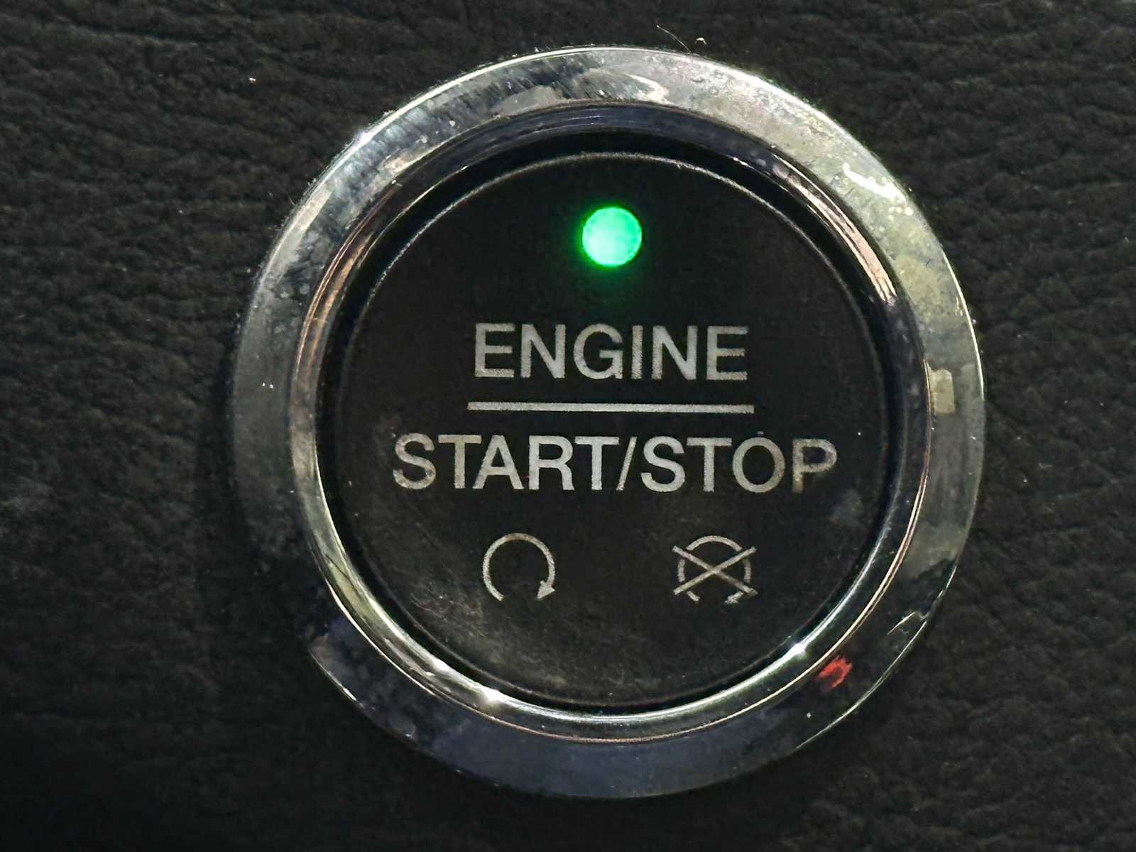 Used 2017 Ford Edge Titanium w/ Canadian Touring Package image 17