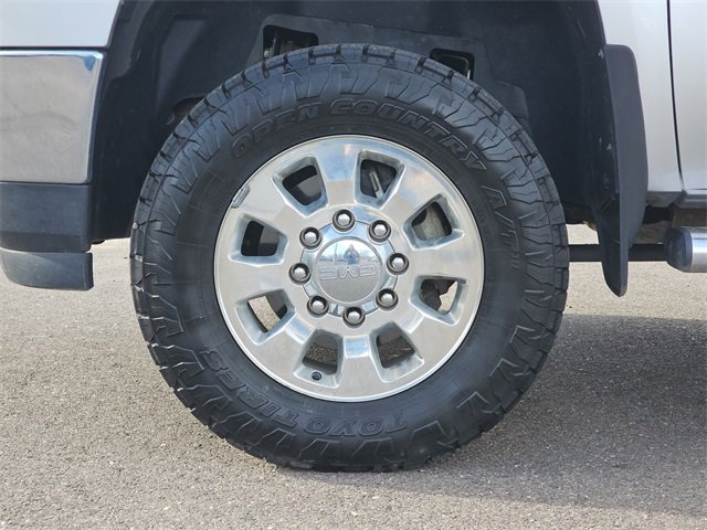 Used 2014 GMC Sierra 3500 SLT w/ SLT Convenience Package image 16