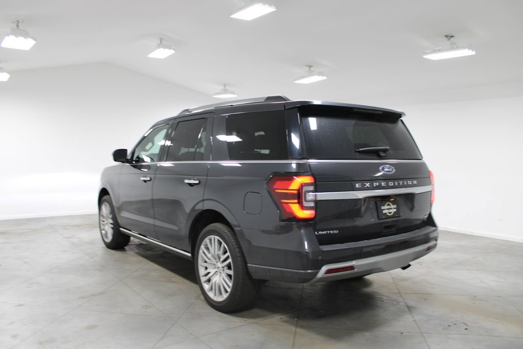 Used 2024 Ford Expedition Limited image 7