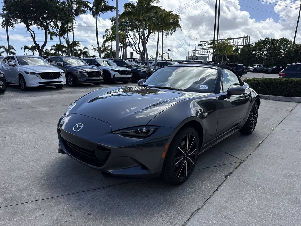 New 2026 MAZDA MX-5 Miata Grand Touring RWD image 9