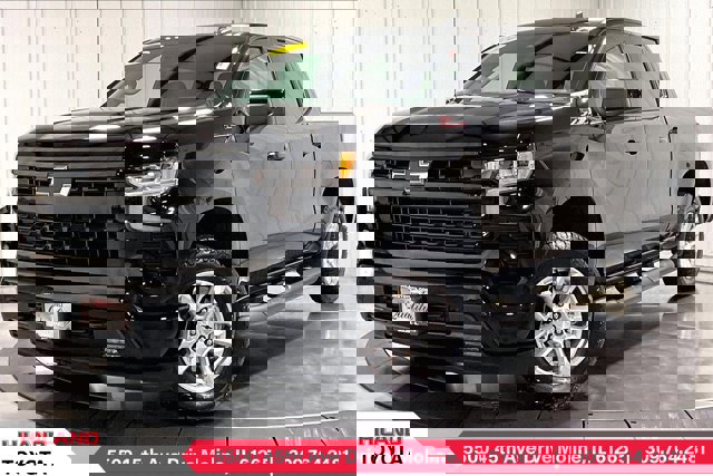 Used 2024 Chevrolet Silverado 1500 RST w/ Convenience Package II image 1