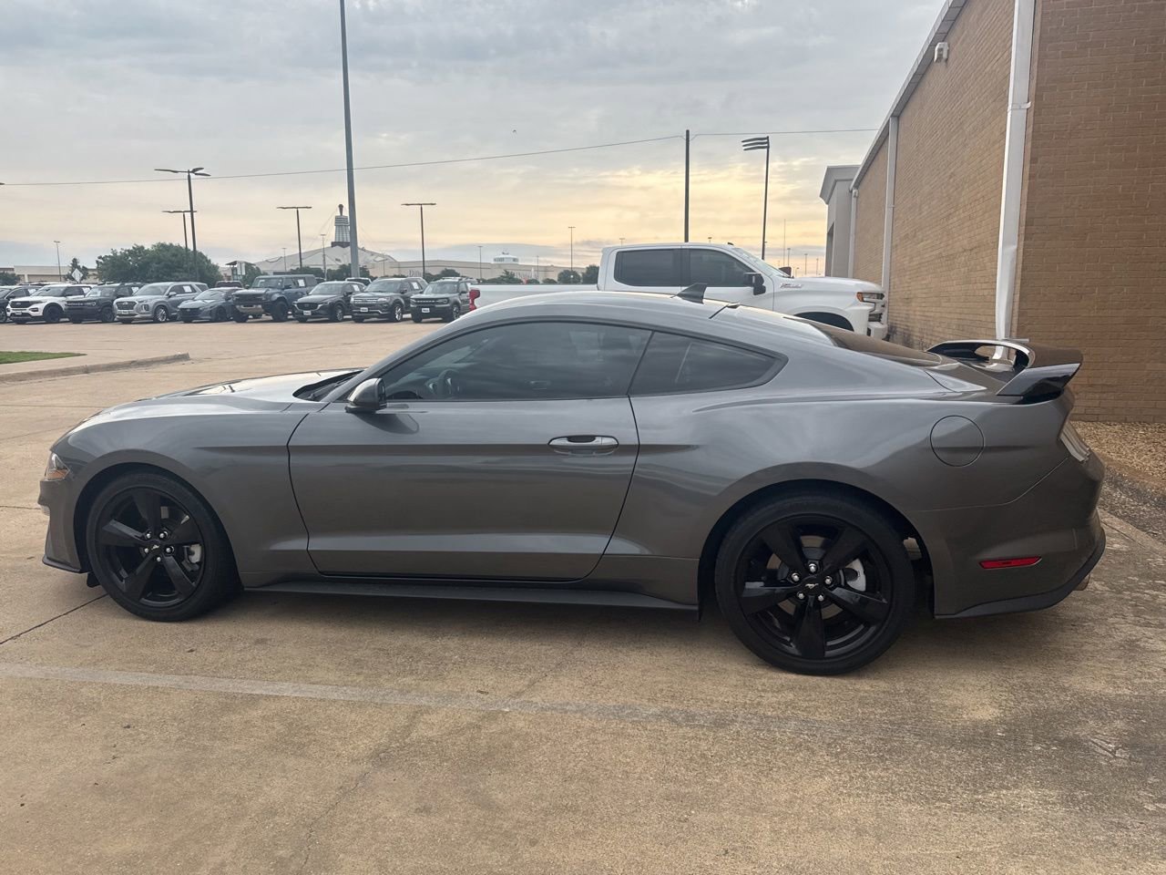 Used 2022 Ford Mustang Coupe w/ Equipment Group 101A RWD image 8