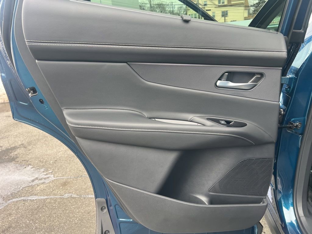 New 2026 Nissan Murano Platinum image 32