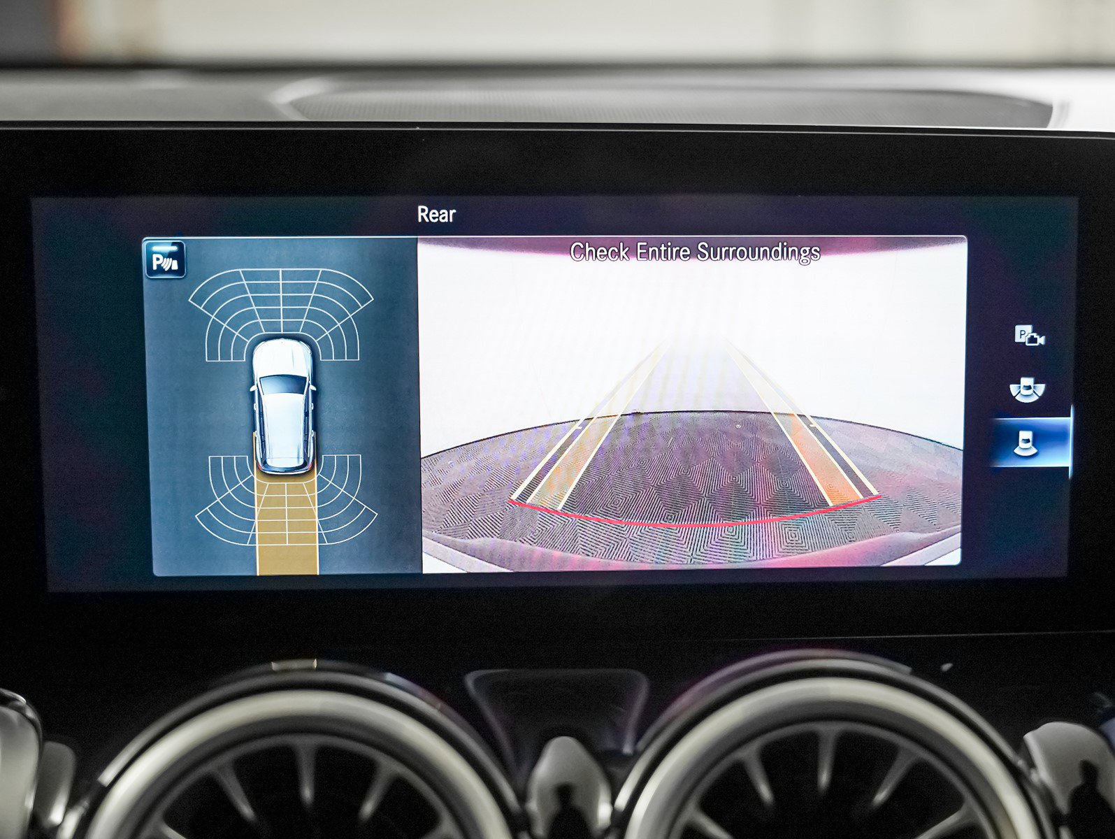 Certified 2023 Mercedes-Benz EQB 300 4MATIC w/ Exclusive Package image 20