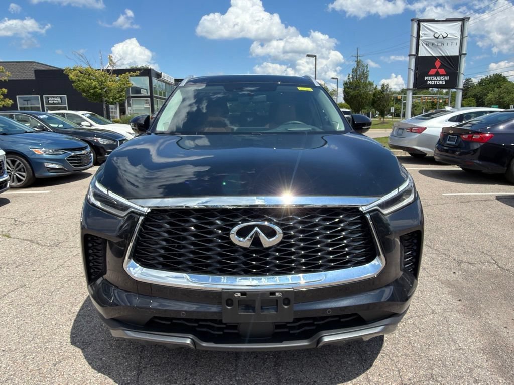 Certified 2024 INFINITI QX60 Sensory AWD/4WD image 2