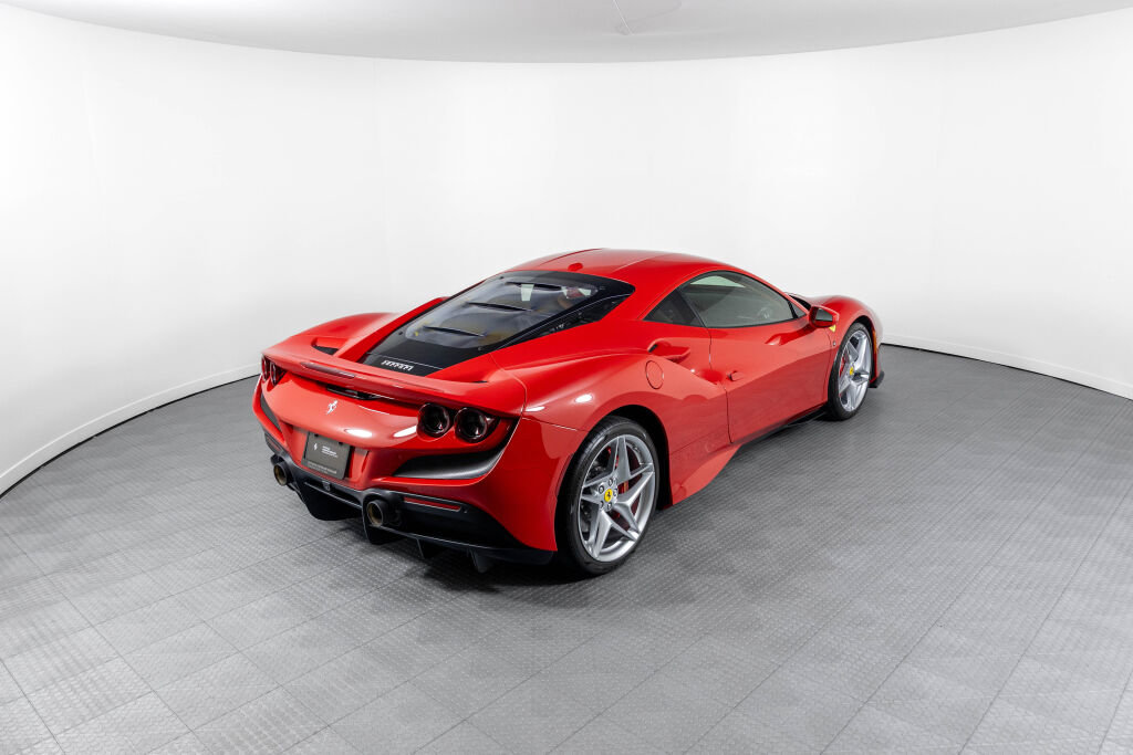Certified 2020 Ferrari F8 Tributo image 2