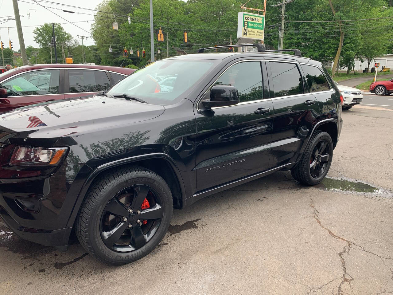 Used 2014 Jeep Grand Cherokee Altitude AWD/4WD image 8