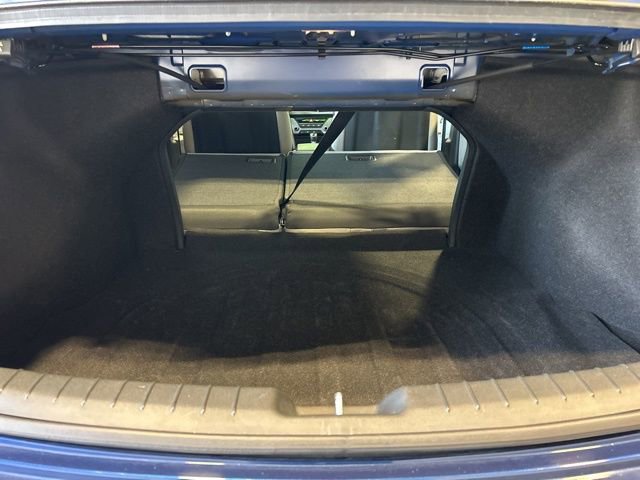 Used 2017 Hyundai Elantra SE image 31