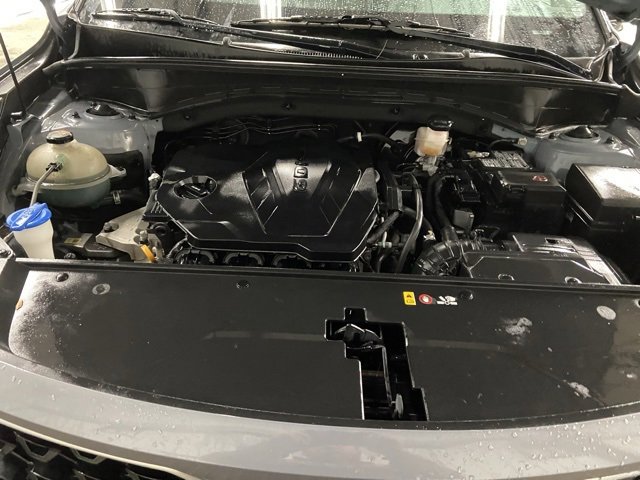 Used 2021 Kia Sorento LX image 10