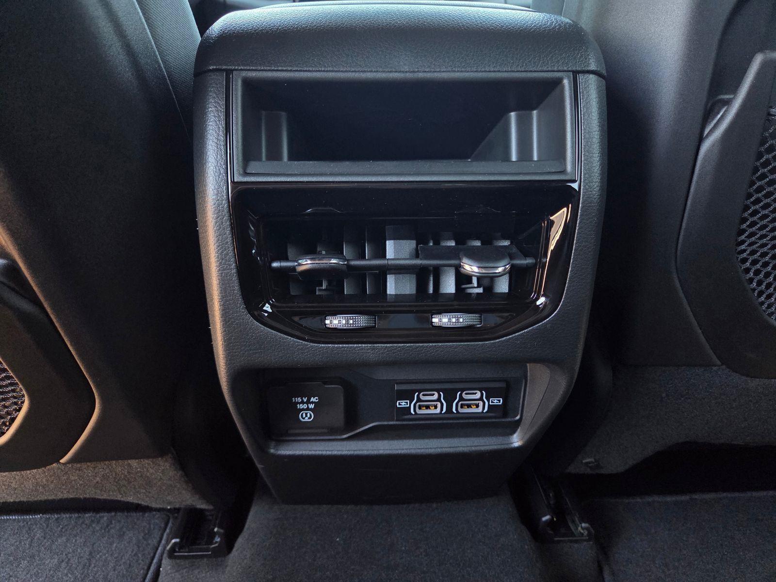New 2026 Jeep Grand Cherokee Laredo X RWD image 17