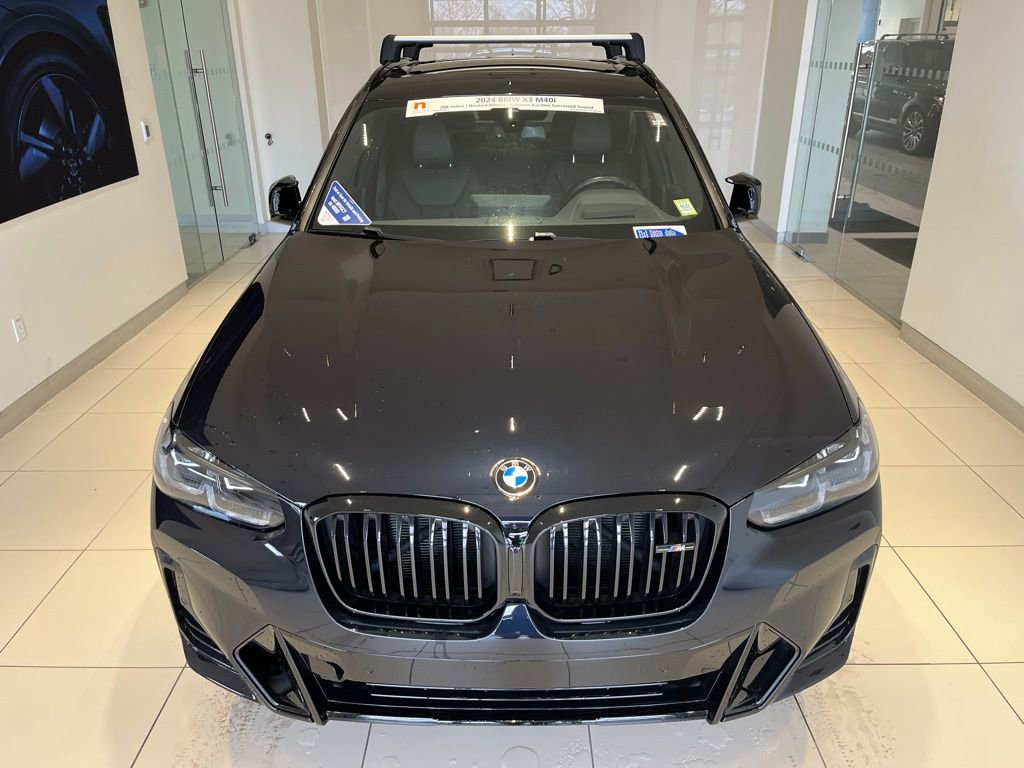 Used 2024 BMW X3 M40i w/ Premium Package image 11