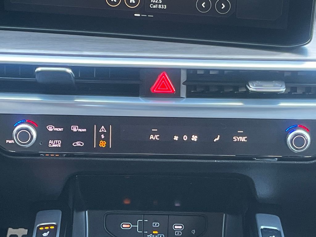 New 2026 Kia Sorento SX image 32