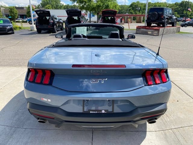Used 2024 Ford Mustang GT Premium w/ GT Performance Package RWD image 4