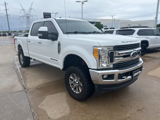 Used 2017 Ford F250 XLT w/ XLT Premium Package image 2