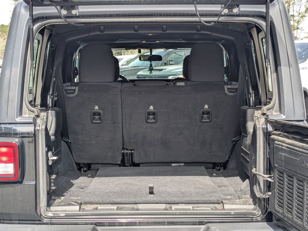 Used 2019 Jeep Wrangler Unlimited Sport S image 13