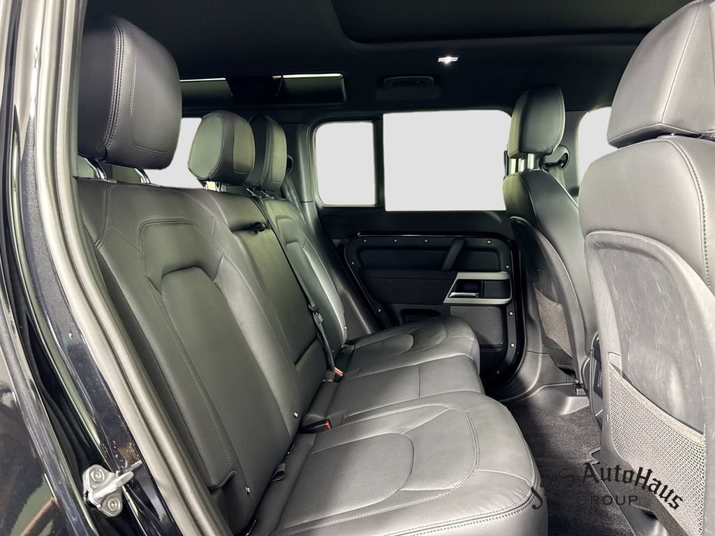 Used 2023 Land Rover Defender 110 SE AWD/4WD image 35