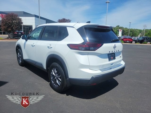 New 2026 Nissan Rogue SV AWD/4WD image 6