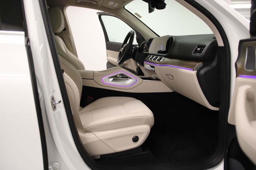 Certified 2025 Mercedes-Benz GLE 450e 4MATIC image 17