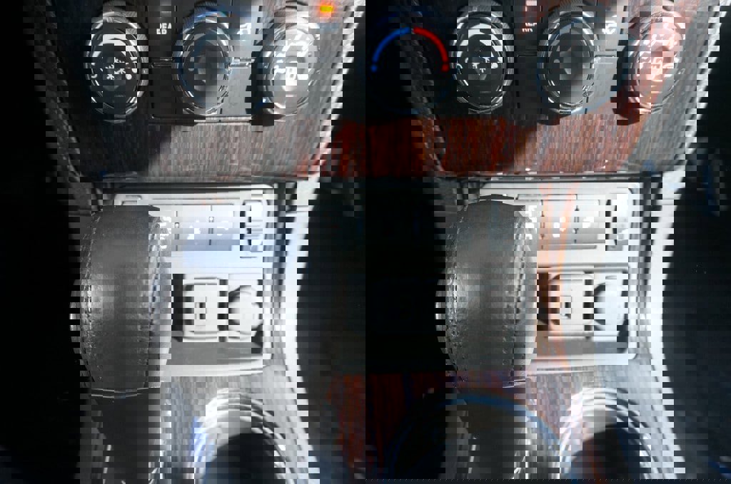 Used 2016 Chevrolet Traverse LT w/ Style and Technology Package image 13