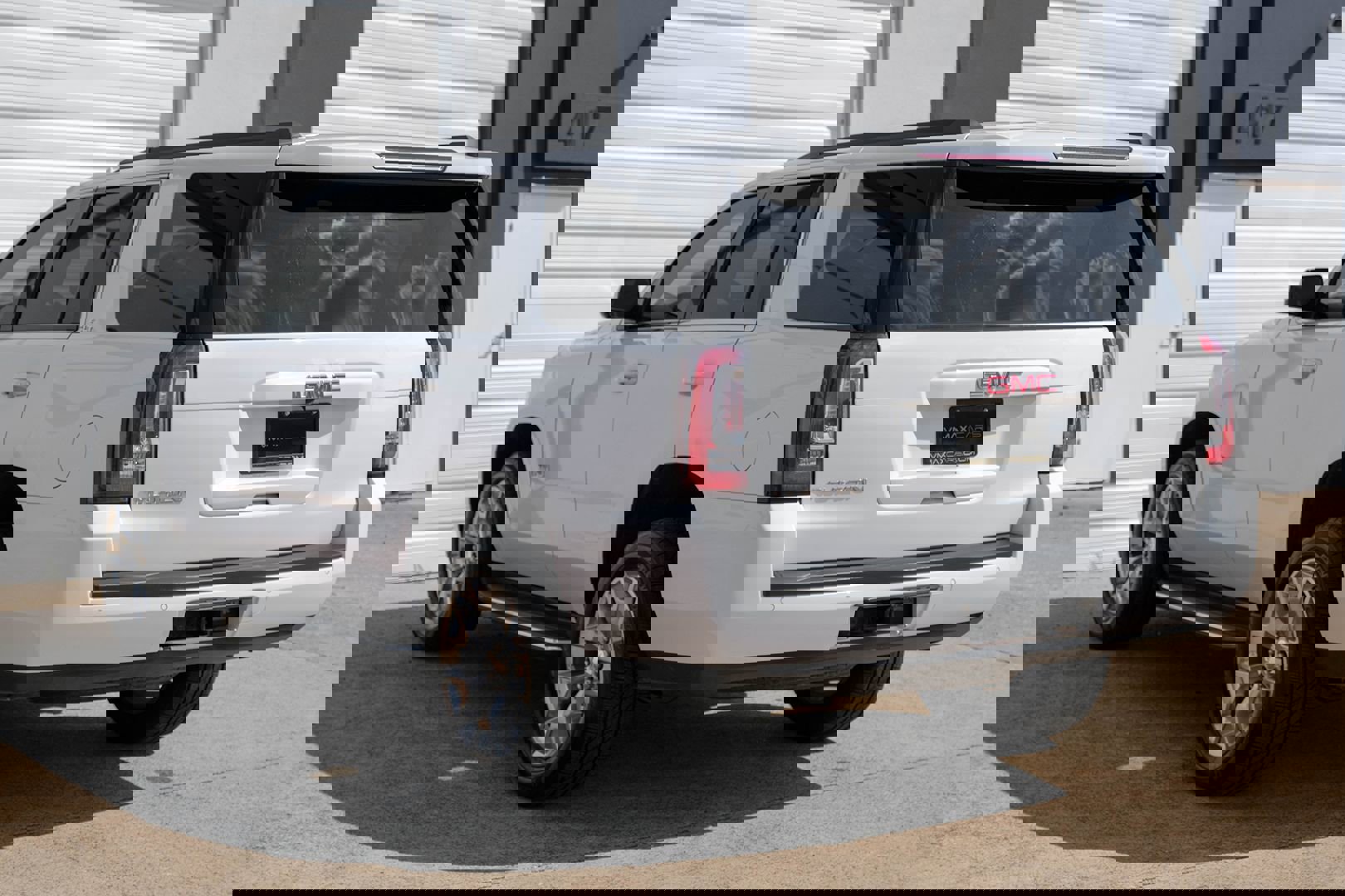 Used 2018 GMC Yukon SLT w/ Open Road Package image 10