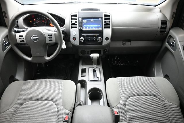 Used 2019 Nissan Frontier SV RWD image 9