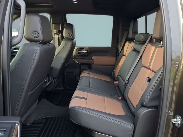 Used 2023 Chevrolet Silverado 3500 High Country image 7