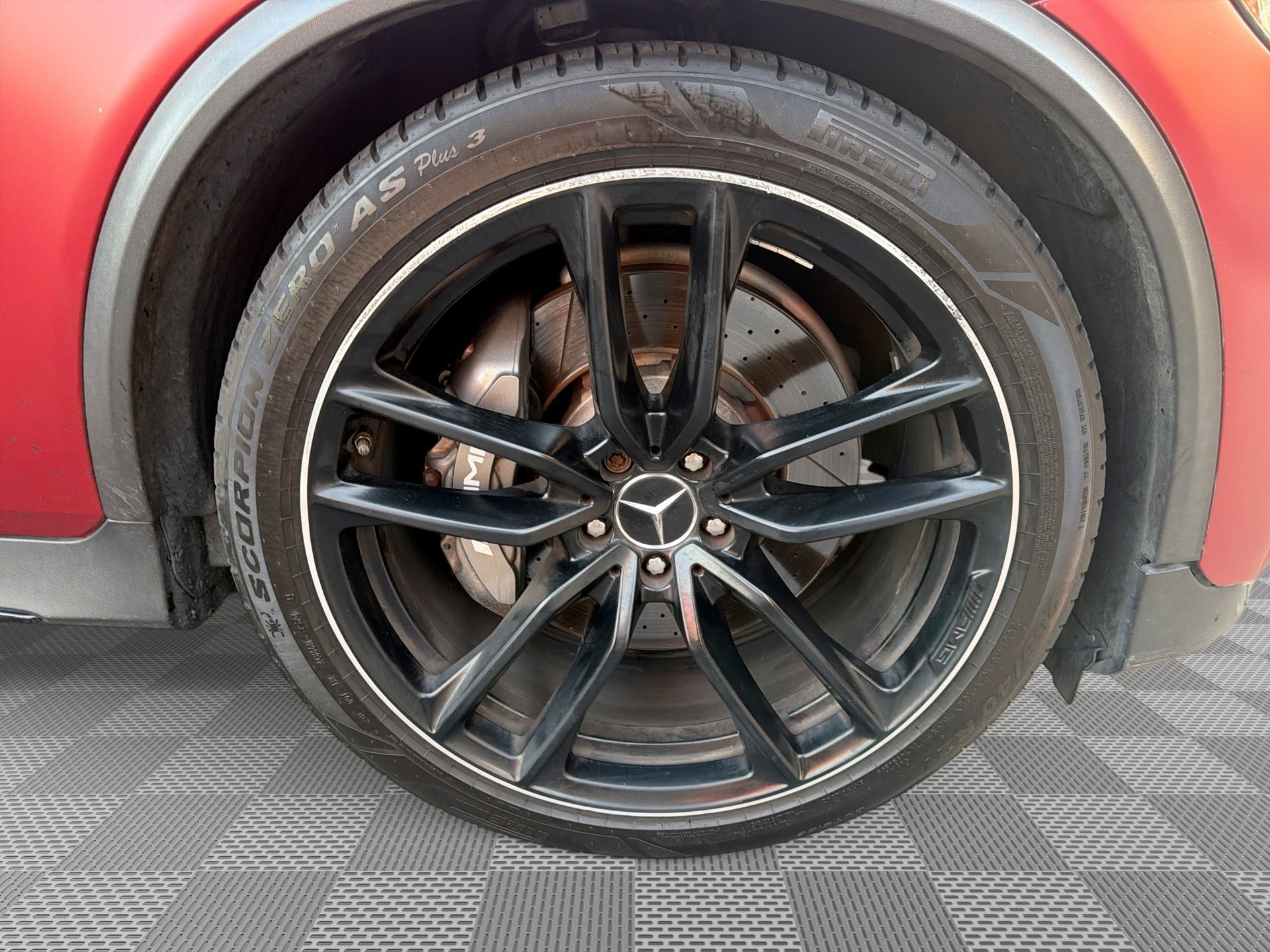 Used 2019 Mercedes-Benz GLC 63 AMG 4MATIC w/ Multimedia Package image 39