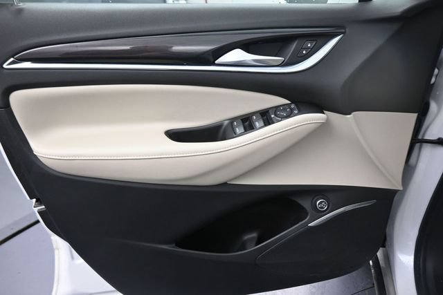 Used 2019 Buick Enclave Essence FWD image 30