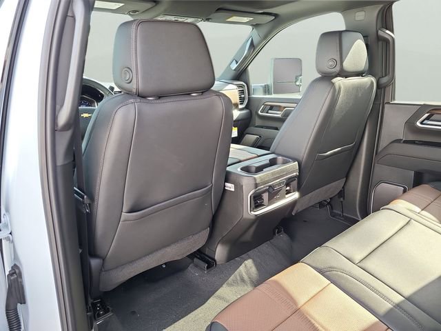 New 2026 Chevrolet Silverado 3500 High Country w/ Technology Package AWD/4WD image 13
