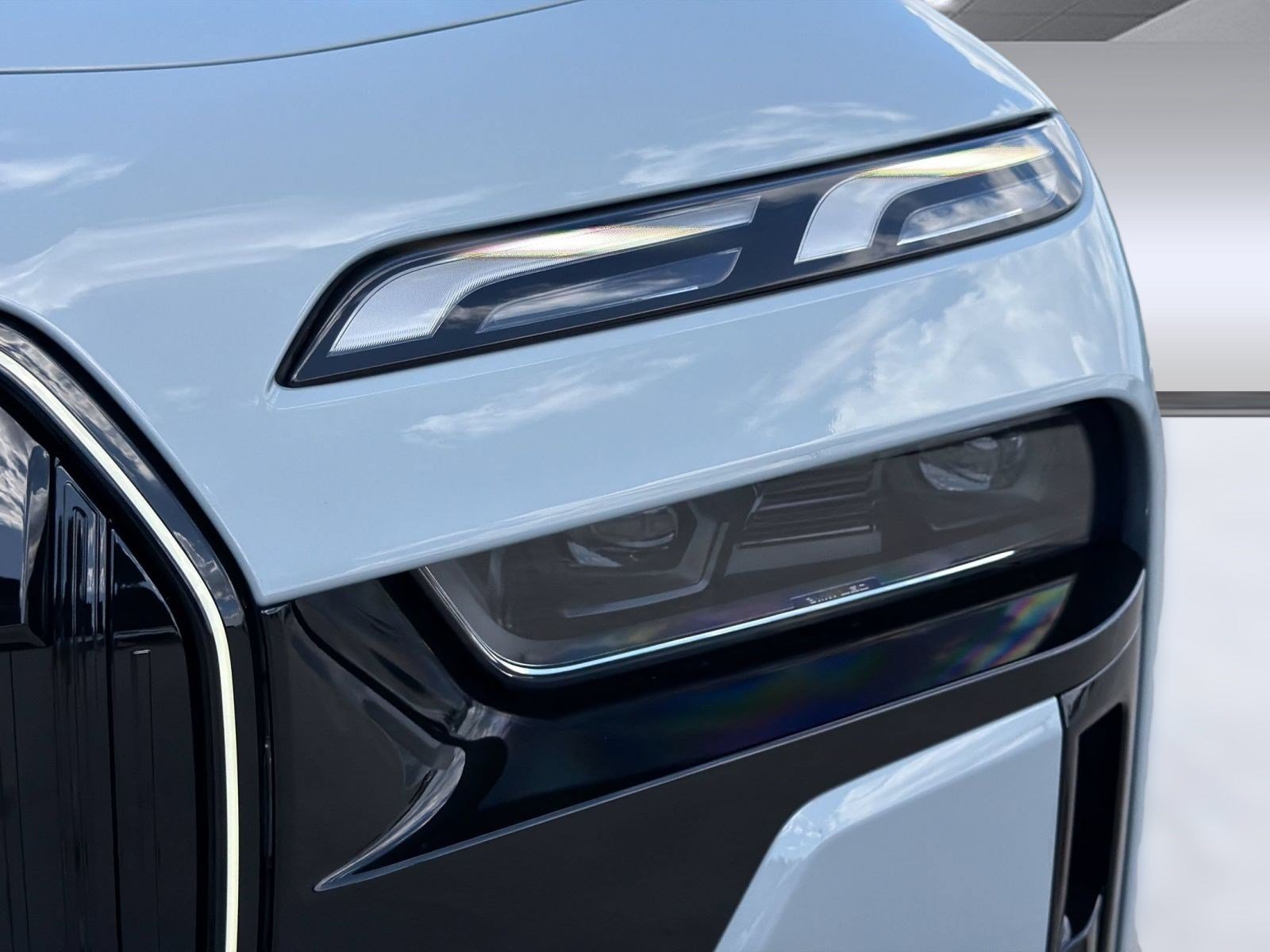 New 2026 BMW 750e xDrive AWD/4WD image 11