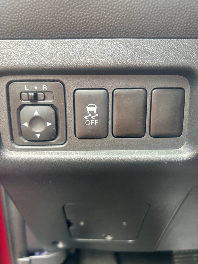 Used 2020 Mitsubishi Mirage ES FWD image 12