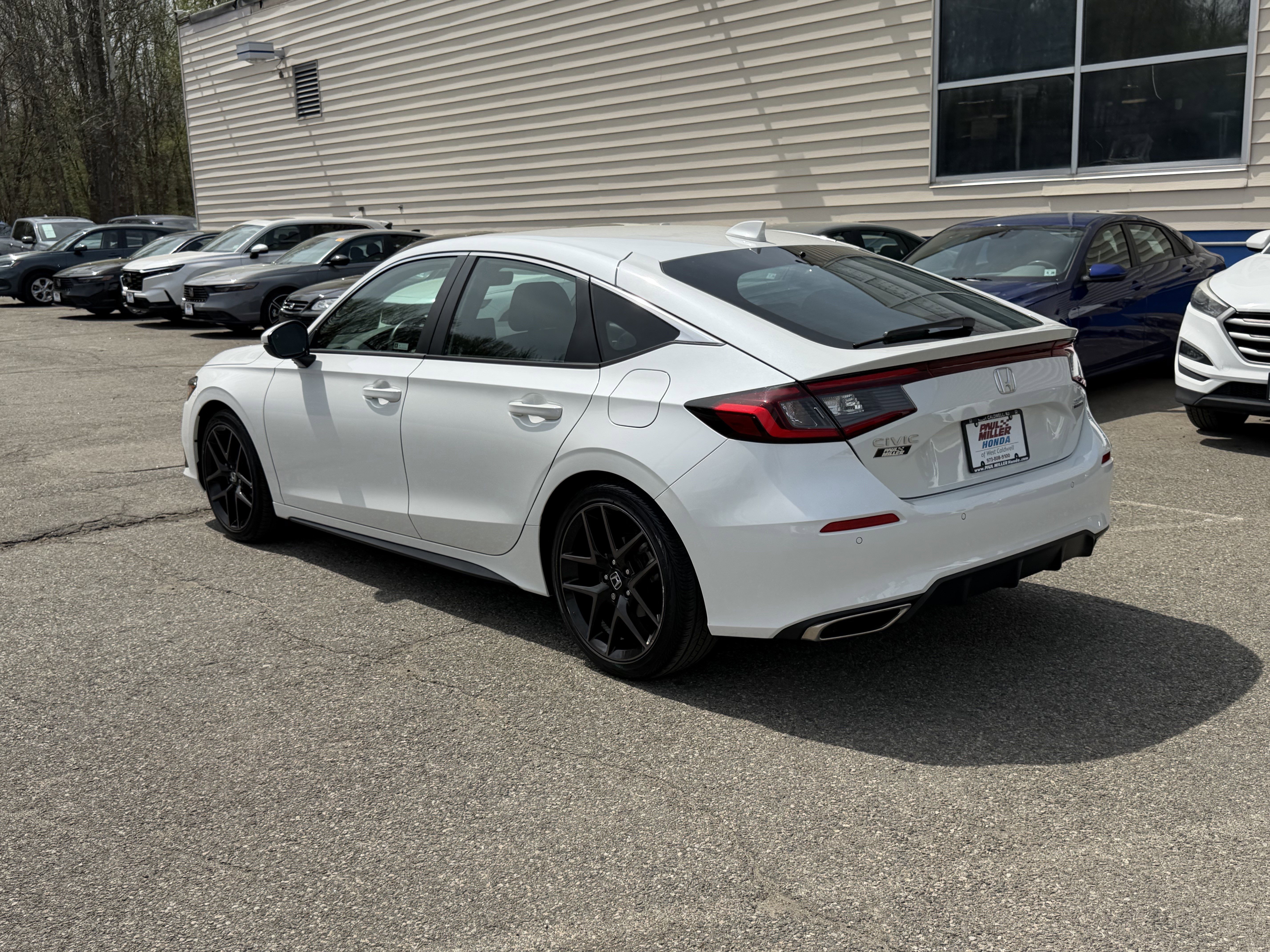 Used 2023 Honda Civic Sport Touring image 4