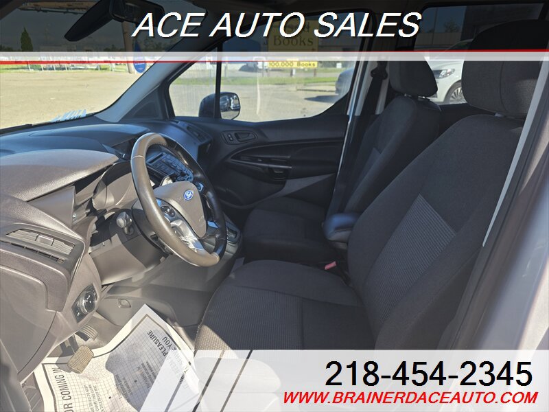 Used 2017 Ford Transit Connect XL FWD image 7