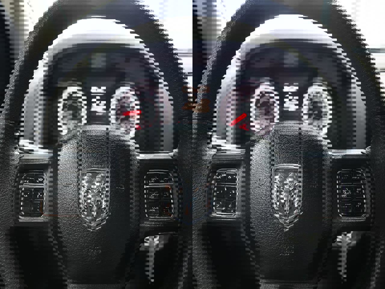 Used 2019 RAM 1500 Express image 31