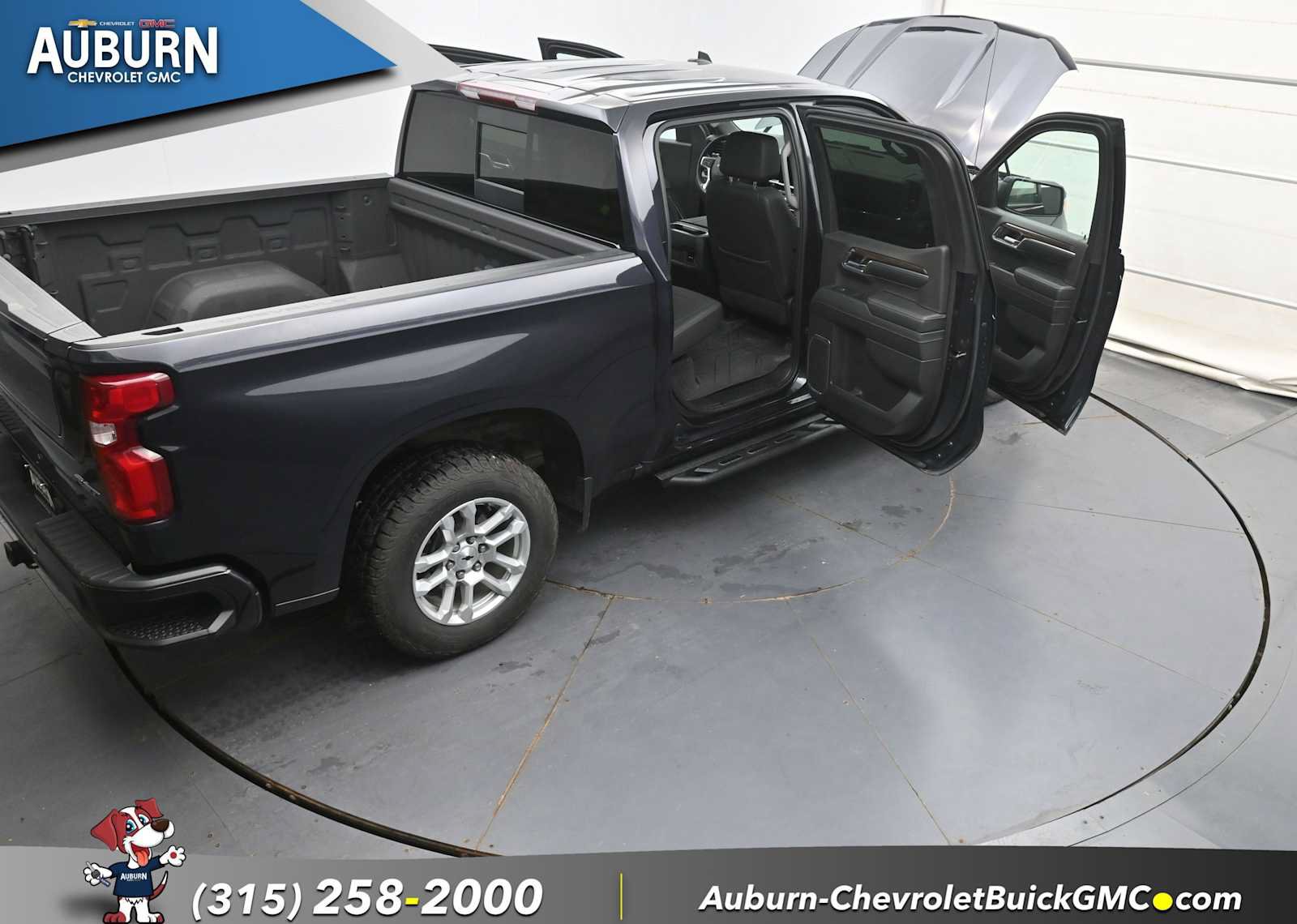 Used 2024 Chevrolet Silverado 1500 RST AWD/4WD image 40