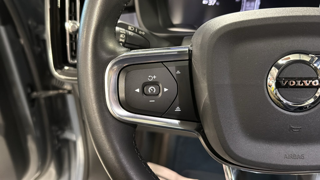 Certified 2023 Volvo C40 P8 Recharge Ultimate AWD/4WD image 12