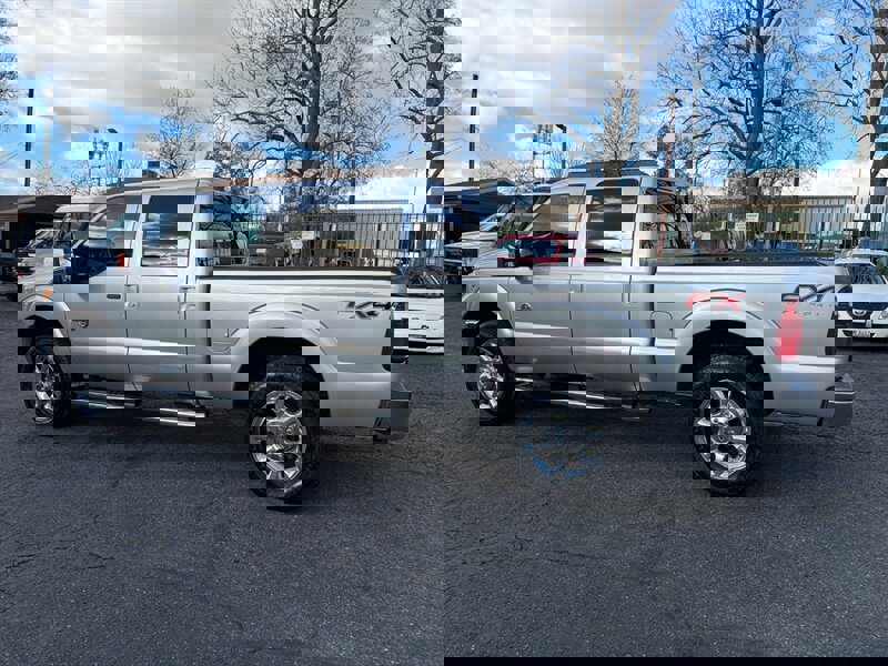 Used 2016 Ford F250 Lariat image 12