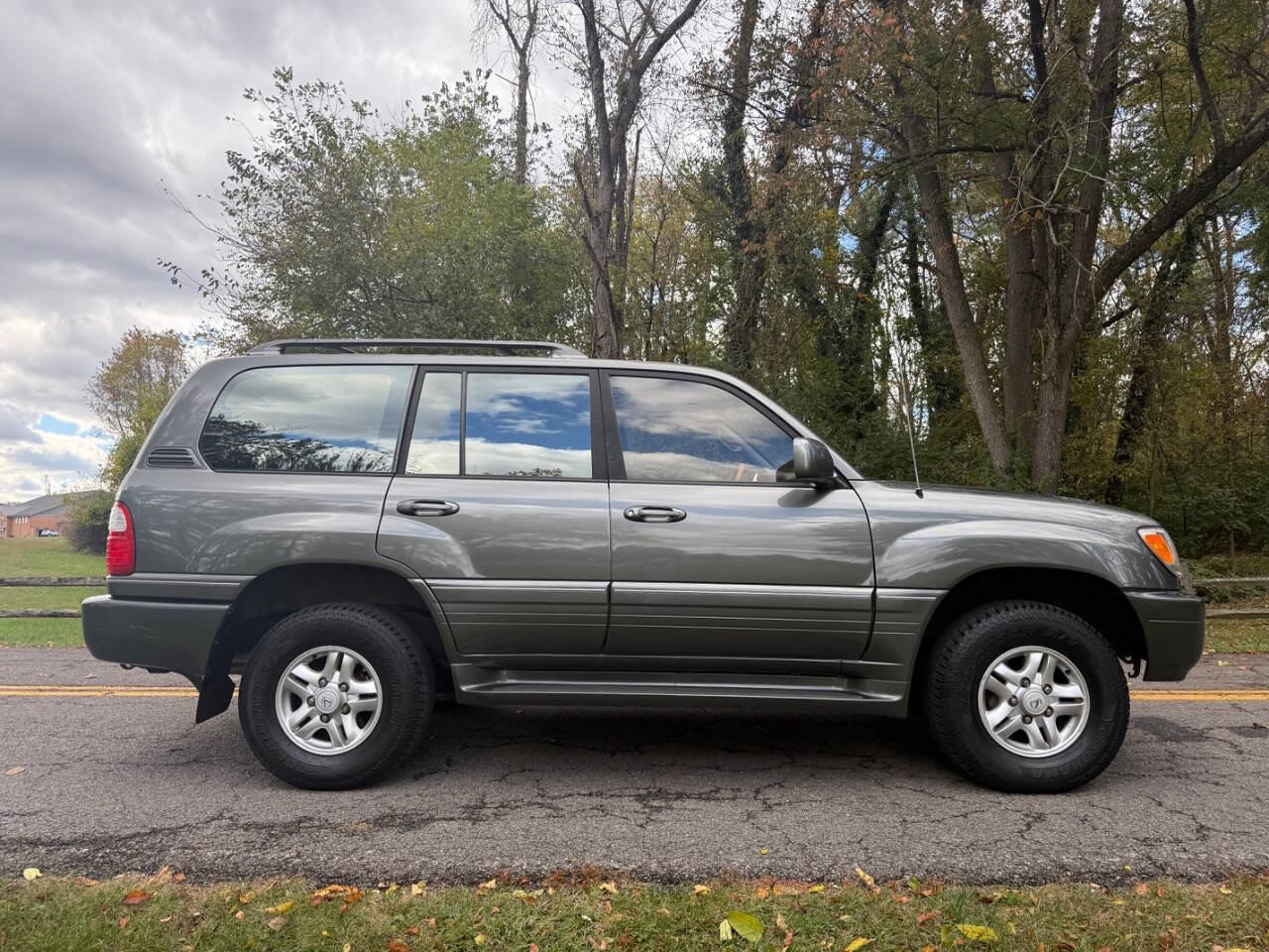 Used 2000 Lexus LX 470 4WD image 7