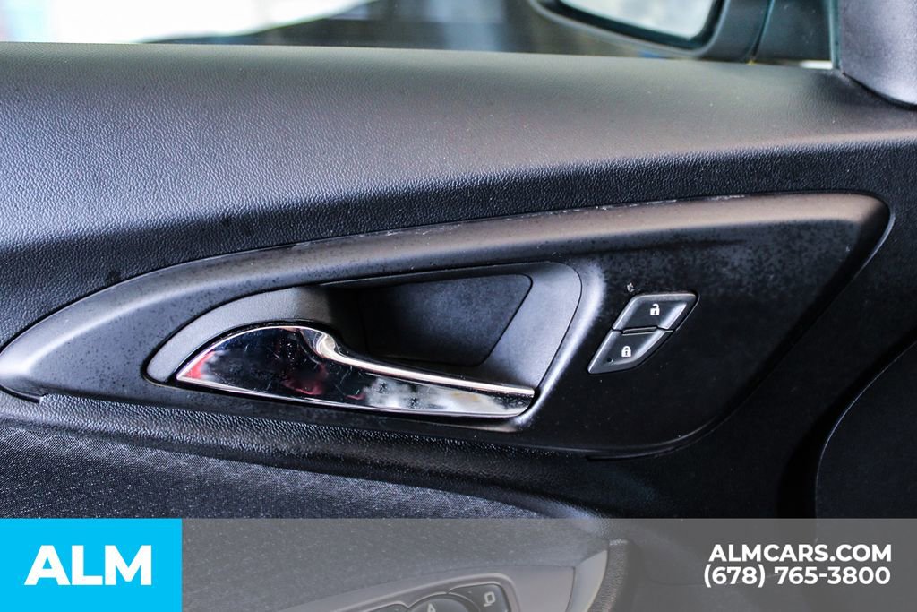 Used 2024 Chevrolet Malibu LT FWD image 39