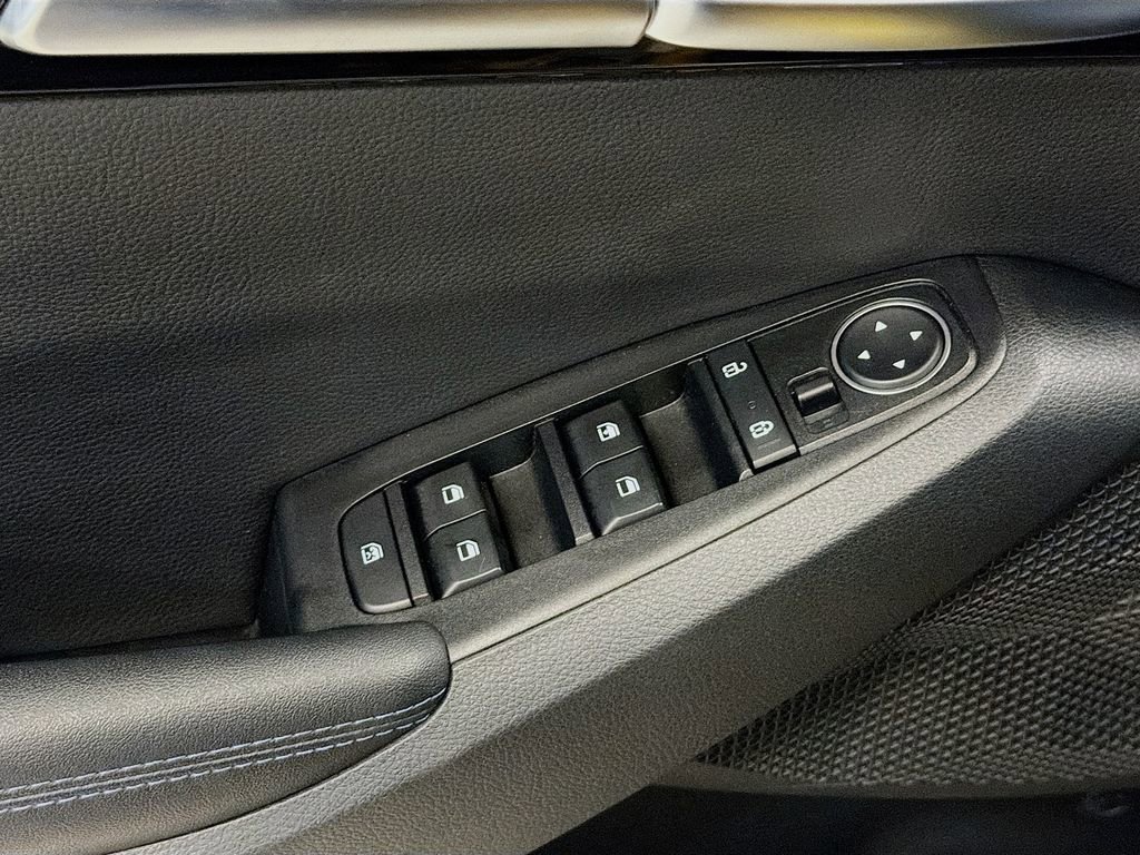 Used 2022 Kia Seltos S AWD/4WD image 21