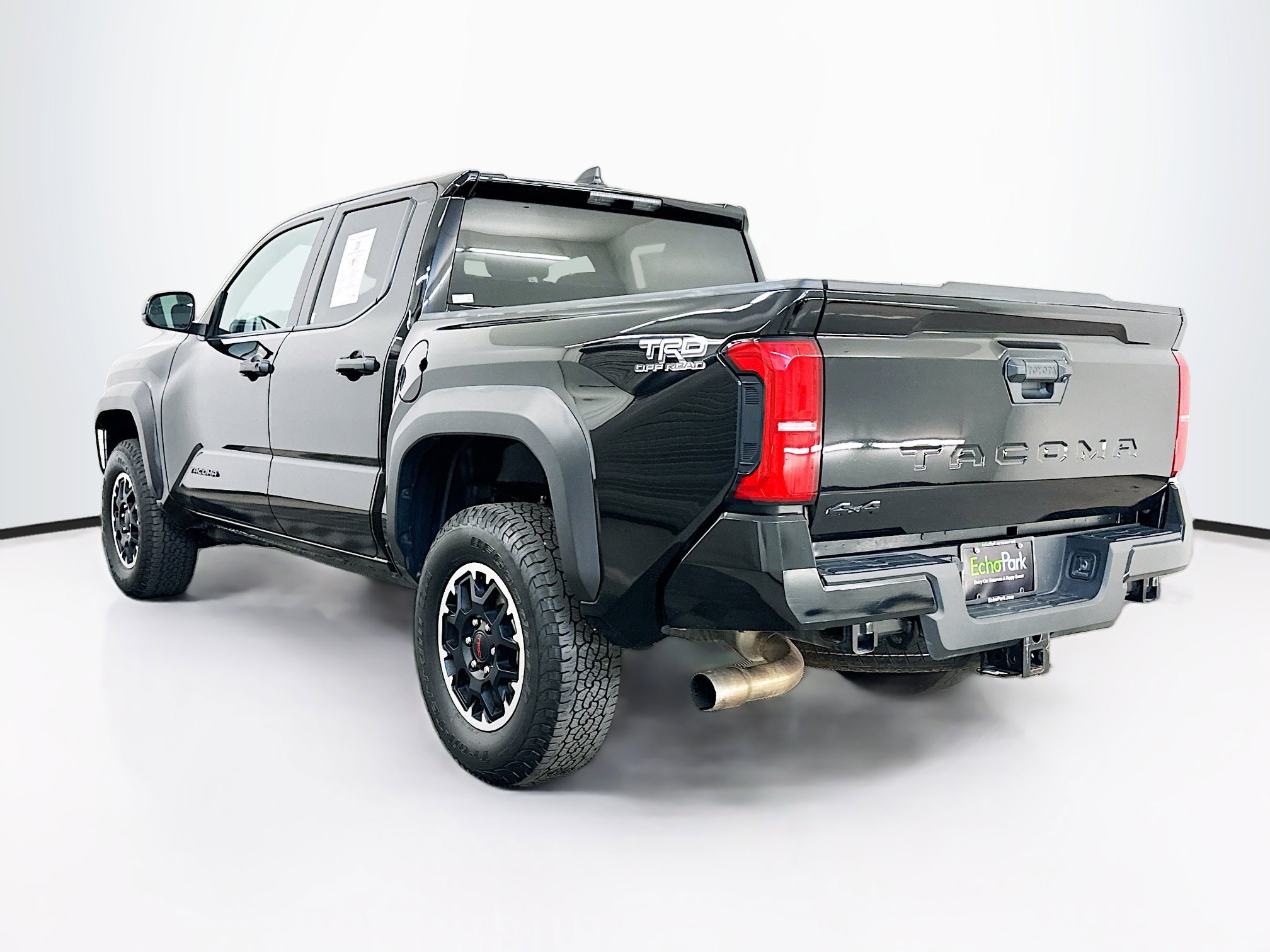 Used 2025 Toyota Tacoma TRD Off-Road image 5