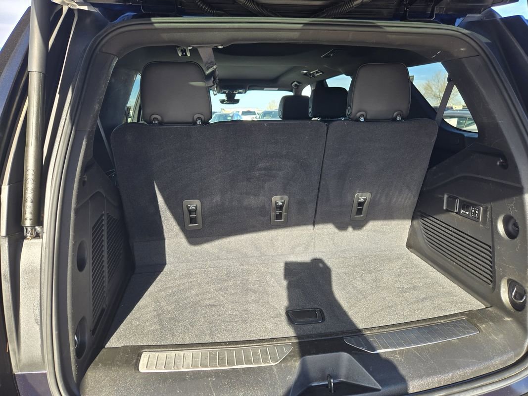 Used 2021 Chevrolet Tahoe Premier w/ Premium Package image 24