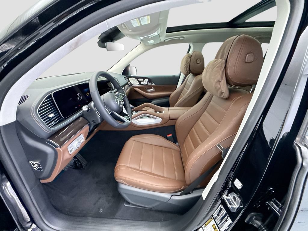 New 2026 Mercedes-Benz GLS 450 4MATIC image 19