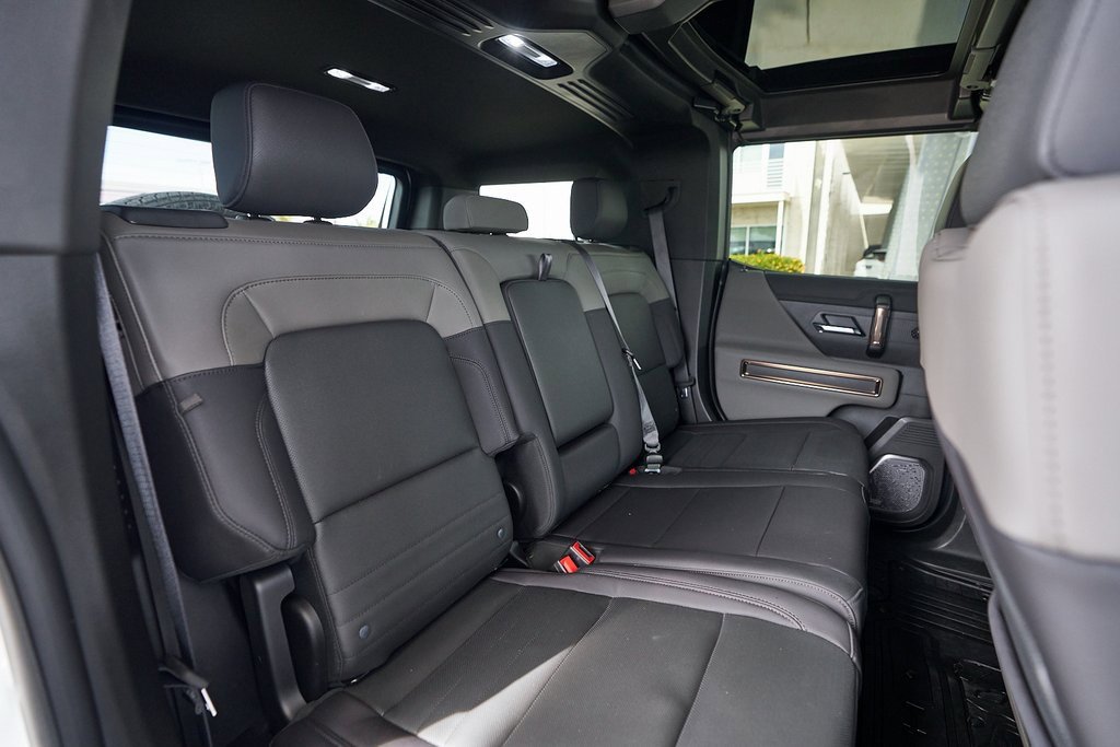 Used 2025 GMC Hummer EV 3X image 30