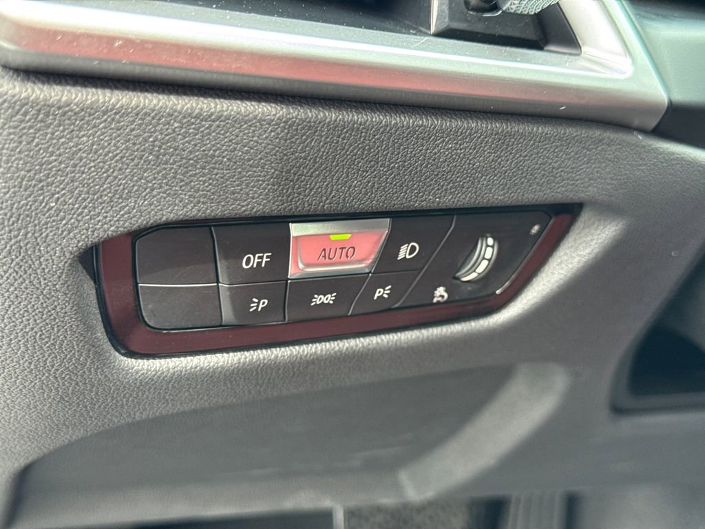 Used 2025 BMW i4 eDrive40 w/ Premium Package image 53