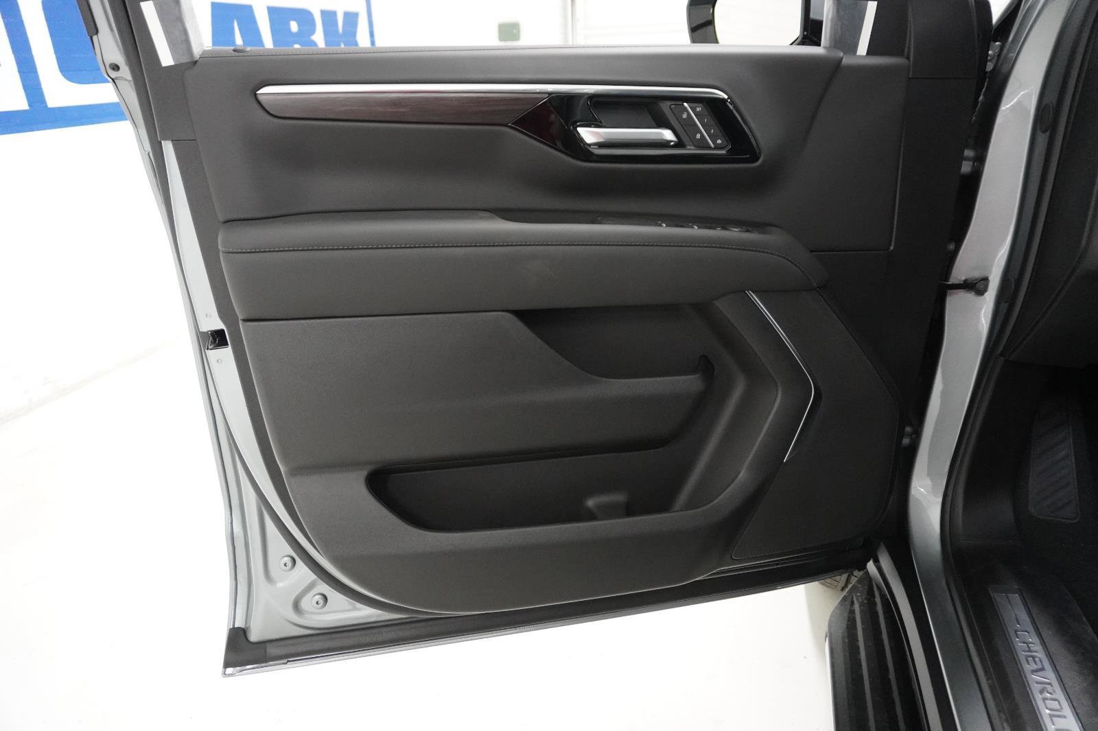 New 2026 Chevrolet Tahoe LT image 13